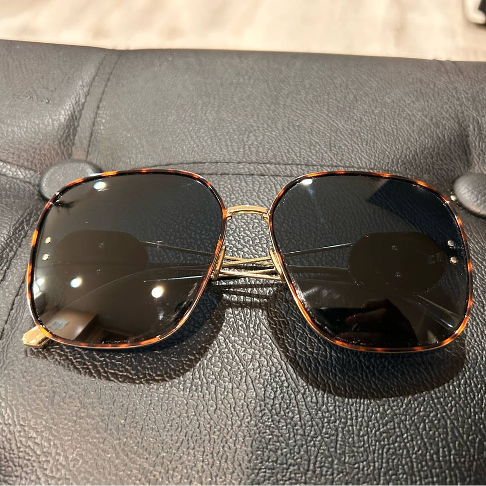 Dior Black Sunglasses - Picture 2 of 4